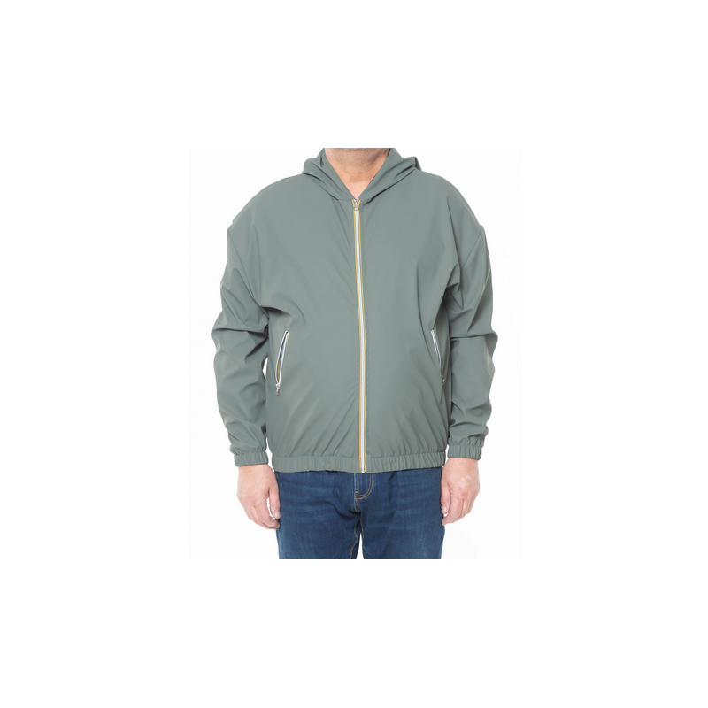 MODELLO KWAY CON CAPPUCCIO - TESSUTO IMPERMEABILE- CHIUSURA FRONTALE CON ZIP MANICHE LUNGHE CON RIB ELASTICIZZATO FONDO CON RIB