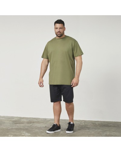 T-shirt in 100% cotton with a graphic front print and a relaxed fit. A comfortable everyday style with a casual look, easy to pa