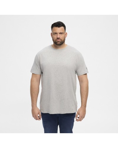 T-shirt O-neck with short Sleeve. it has tape inside neck, soft and very comfortable to wear. Regular fit - true to size Machine