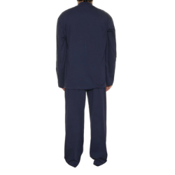Modello a manica lunga in puro cotone. Maglia serafino con chiusura a tre bottoni e taschino con logo applicato sul punto cuore.
